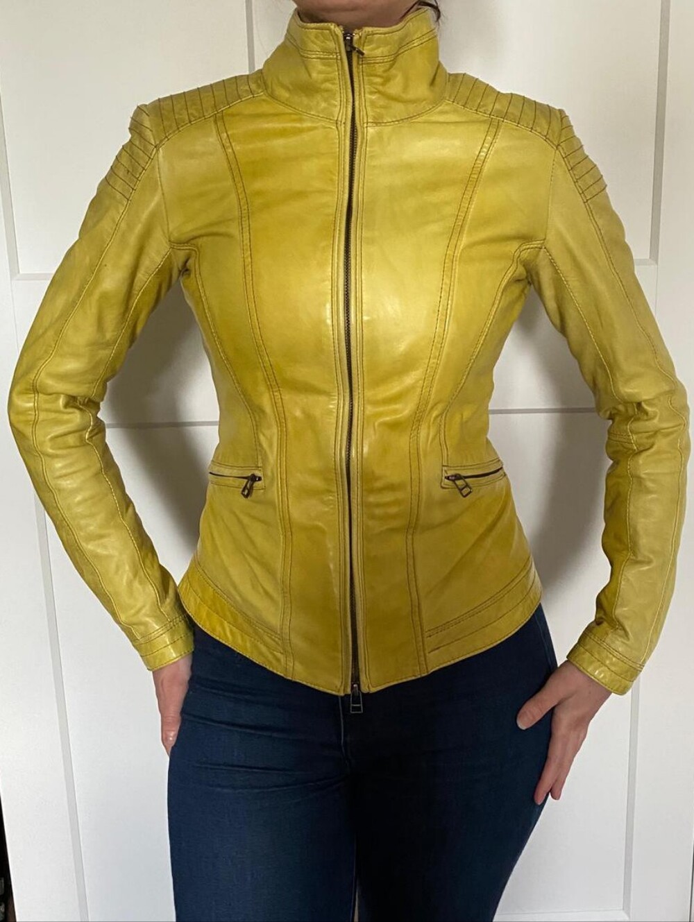 Danier Fitted Lime Green / Yellow Leather Moto Jacket W/ Hanger